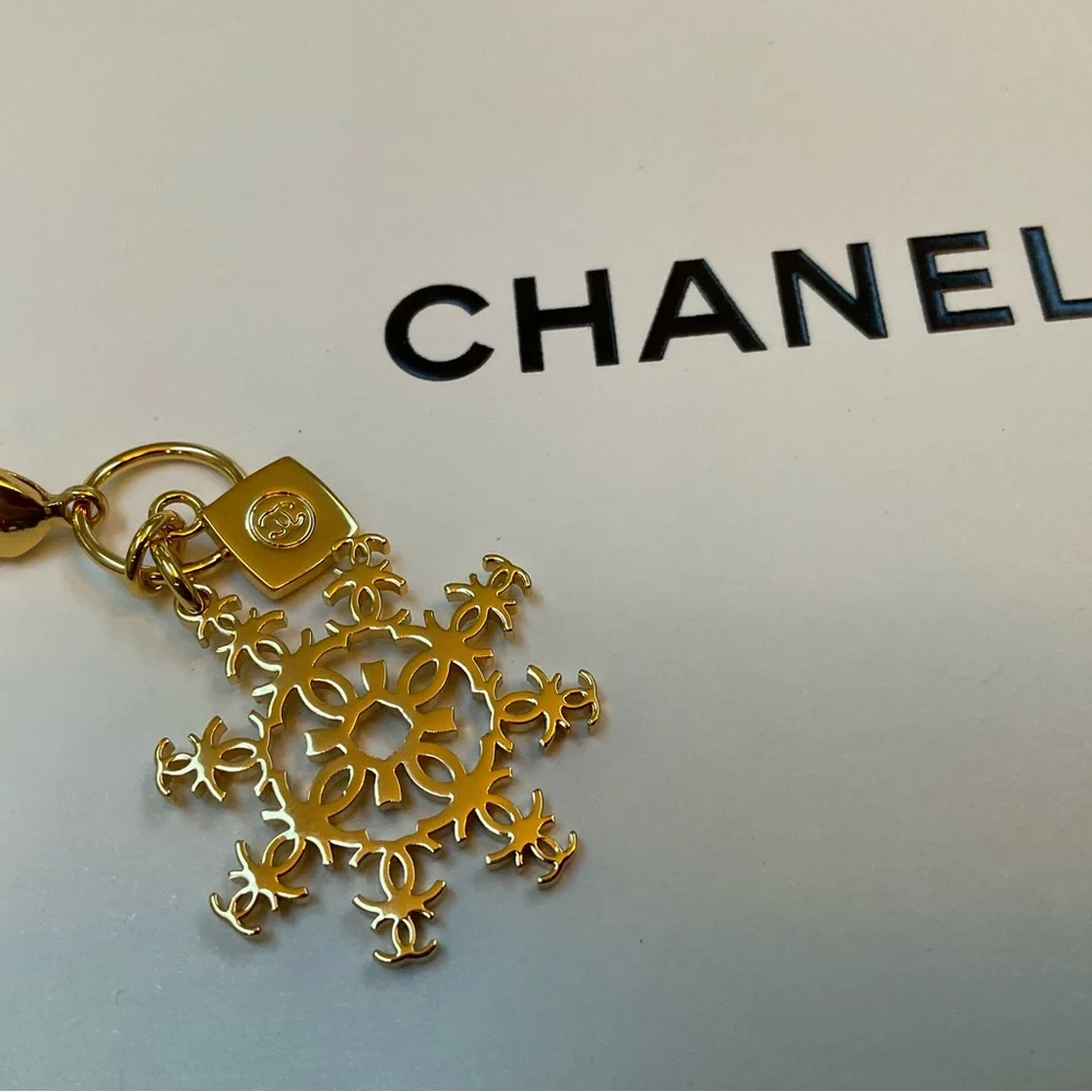 Chanel Gold Snowflake Charm NWT AUTHENTIC